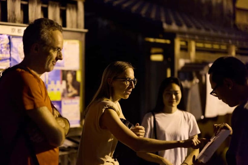 Kyoto: Night E-Bike Tour Hidden Gems & Backstreets - Kiyomizuzaka and Kiyomizu-dera: the nighttime slope experience
