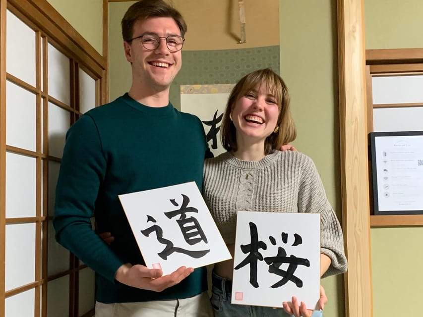 Kyoto Ninenzaka : Japanese Calligraphy Class in Townhouse - Key highlights worth your attention