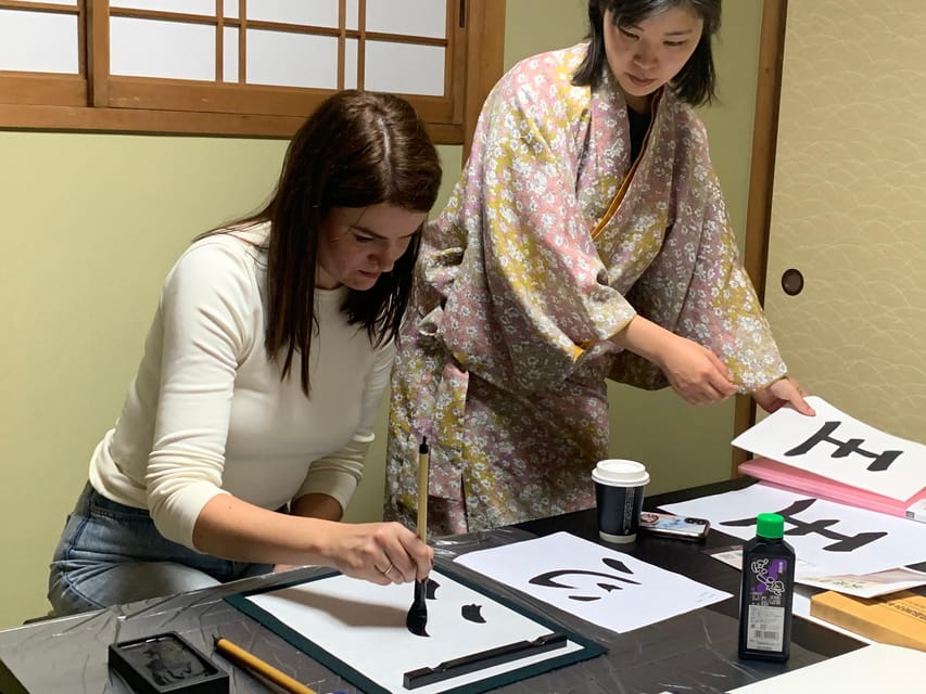 Kyoto Ninenzaka : Japanese Calligraphy Class in Townhouse - Price and what you get from the $49 ticket