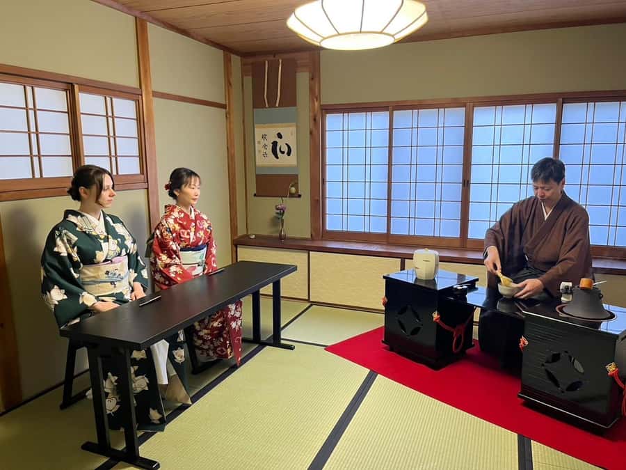 Kyoto Ninenzaka: Tea Ceremony in Old Townhouse with Chairs - A 150-year townhouse with small rooms, steep stairs, and chair comfort