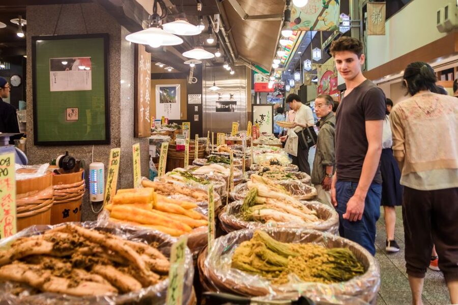 Kyoto: Nishiki Market Food Tour - The 3-hour walking plan: what the timing feels like