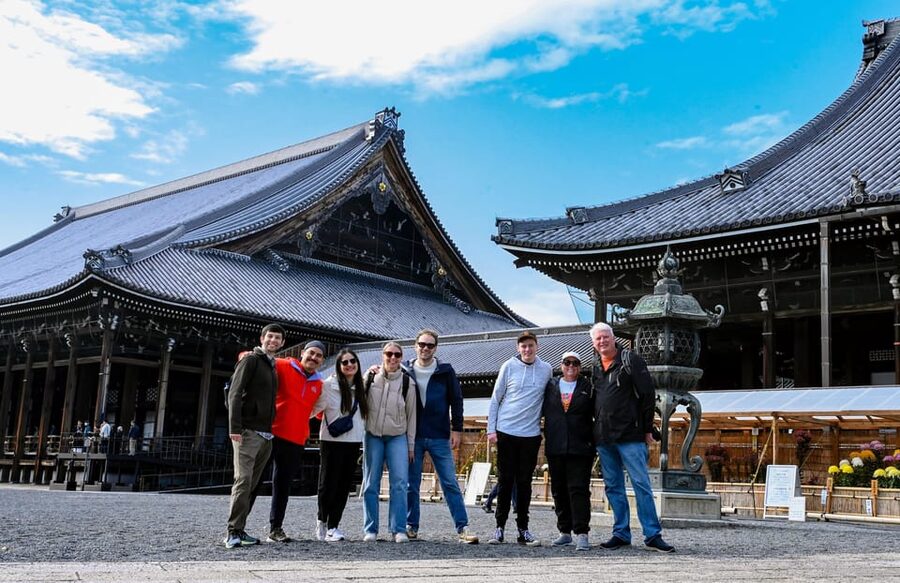 Kyoto: North Kyoto Guided Cycling Tour with Lunch - Nishi Hongan-ji: a major temple with real-world context