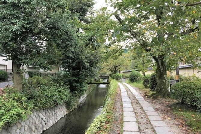 Kyoto Philosophy Walk with Philosopher (Private/6.5 hour) - Morning start: Pure Land ideas at Higashi Hongan-ji and Shintoism at Yoshida Shrine