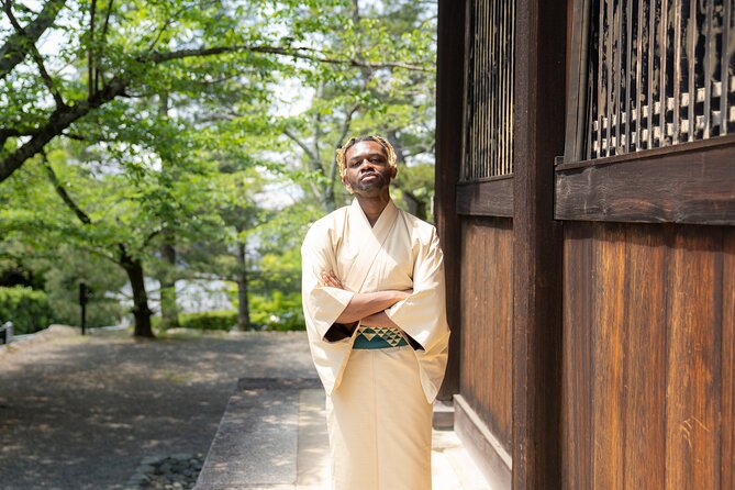 Kyoto Portrait Tour with Kimono - Stop-by-stop: Yasaka Shrine, Maruyama Park, Chion-in, and the quieter lanes