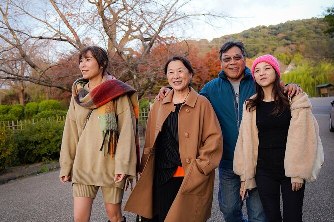 Kyoto Portrait Tour with Kimono - Practical notes: meeting point, walking pace, and getting the right shoes