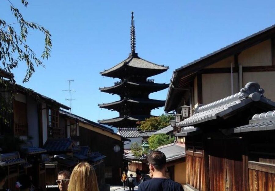 Kyoto: Private 2.5 Hour Historical Walking Tour - Key Points You’ll Want to Know Before You Go