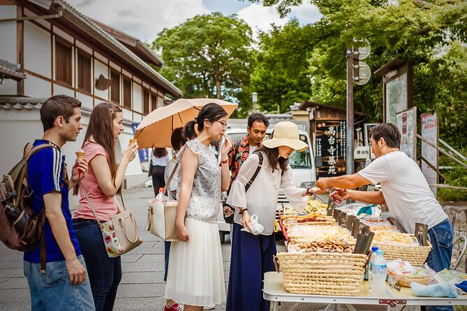 Kyoto Private & Personalized Full-Day Tour with a Local Guide - Kinkaku-ji’s Gold: What to Look For and How to See It Without Rushing