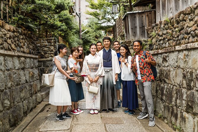 Kyoto Private & Personalized Full-Day Tour with a Local Guide - Higashiyama Slopes: Traditional Lanes, Shops, and Tea-Stop Breaks