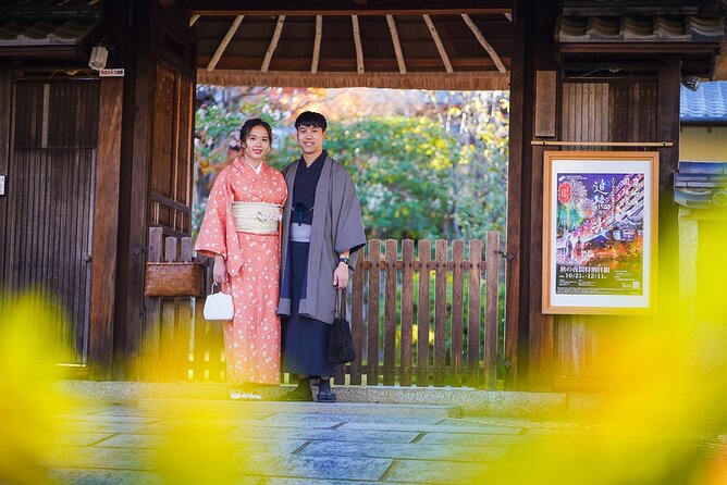 Kyoto Private Photo Shoot & Tour by SnapKyoto - Leaving the selfie stick at home: why posing help changes everything
