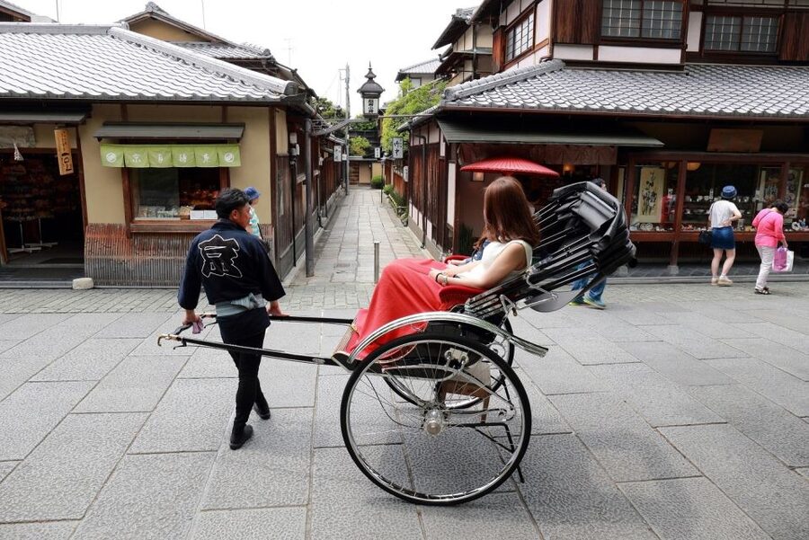 Kyoto: Private Rickshaw Tour of Gion and Higashiyama Area - Key Highlights You’ll Feel Right Away