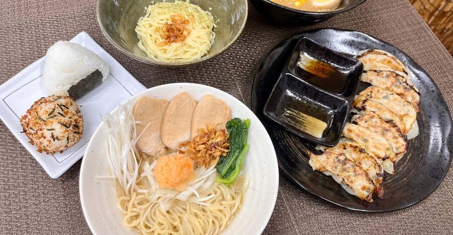 Kyoto: Ramen, Gyoza, and Onigiri Cooking Class - Gyoza wrapping: from messy folds to a sealed dumpling
