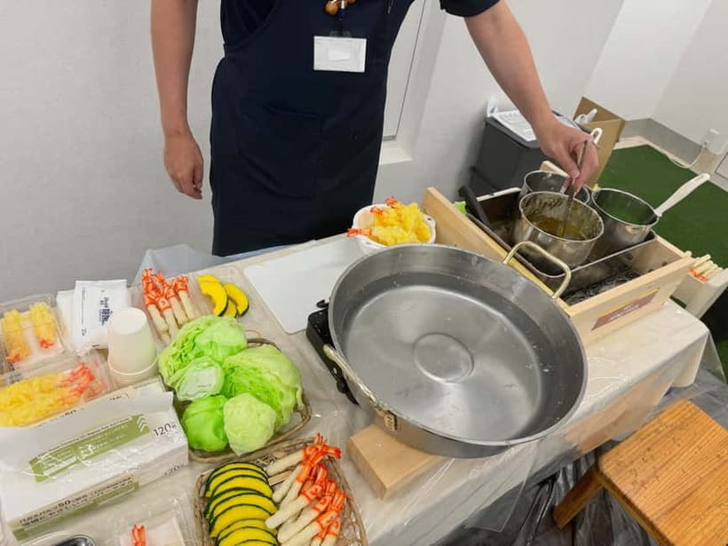 Kyoto: Replica food making experience - Meeting Point and Getting There: Find the Crab, Then the Workshop