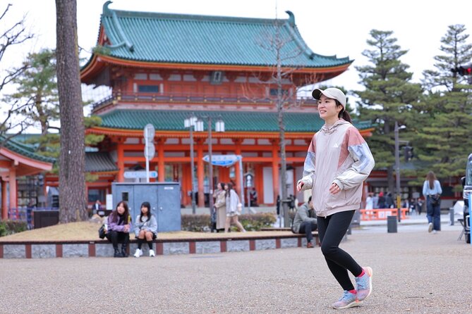 Kyoto Run & Walk Tour with Locals - Route walkthrough: from Higashi Hongan-ji to Hanamikoji Street