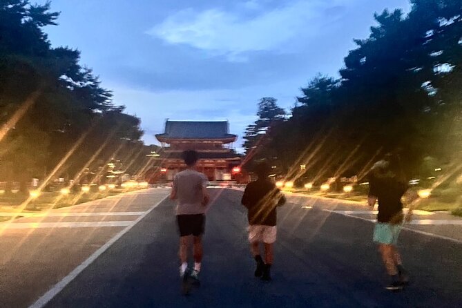 Kyoto Run & Walk Tour with Locals - Rain plan: light rain becomes walking