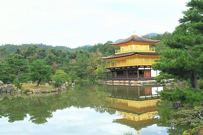 Kyoto Samurai and Geisha Town Private Walking Tour - Price and value: $135.59 that includes tickets and transit