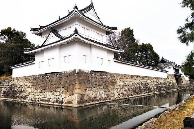 Kyoto Samurai and Geisha Town Private Walking Tour - Timing and logistics: 8:00 am start and about 7 hours