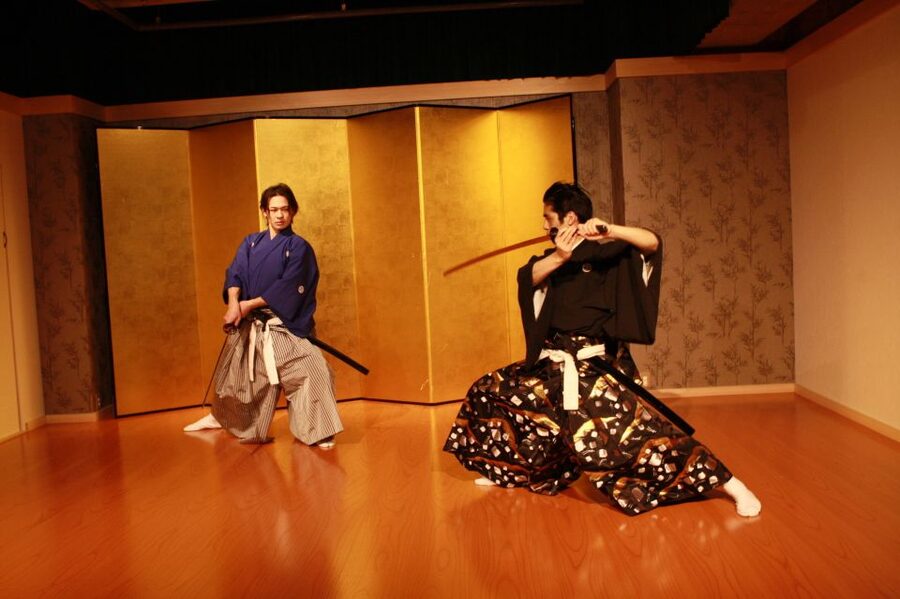 Kyoto: Samurai Kenbu Traditional Sword Dancing Show - Before the first sword move: what happens in the theater