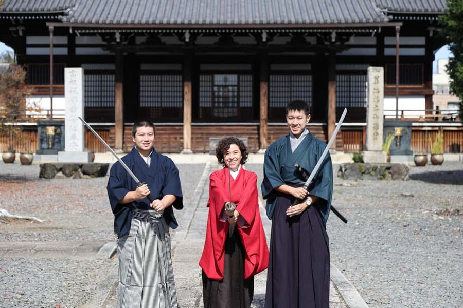 Kyoto: Samurai Sword & Kimono Action Filming Experience - Who This Samurai Sword and Kimono Experience Fits Best