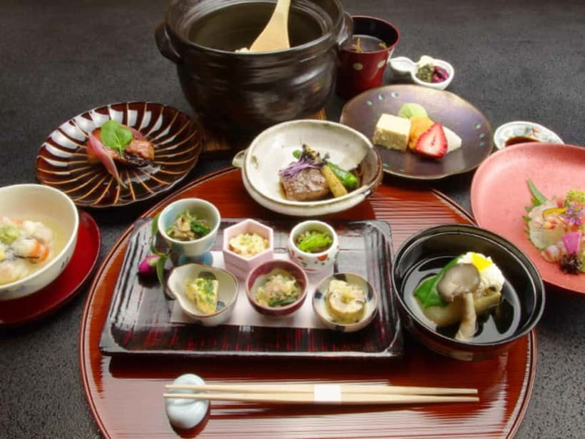 Kyoto:Seasonal Kaiseki Reservation at Hanasaki Nishiki - Seasonal Kaiseki at $39: what you’re really paying for