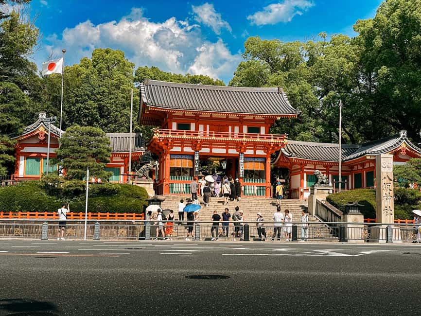 Kyoto: Secrets of Gion – Geisha Culture Walking Tour - Why this Gion walk feels different from the usual photo loop