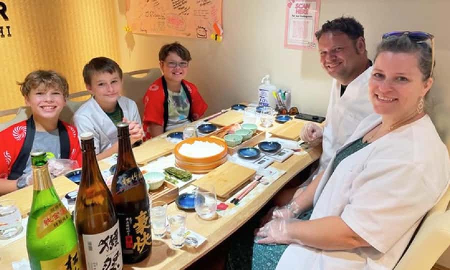 Kyoto: Sushi Making Experience in Kawaramachi - The Staff Factor: Friendly, Fluent, and Practical