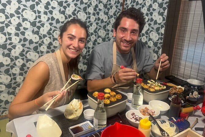 Kyoto Sushi & Takoyaki Cooking Class near Gion and Kiyomizu-dera! - A machiya kitchen near Gion and Kiyomizu-dera