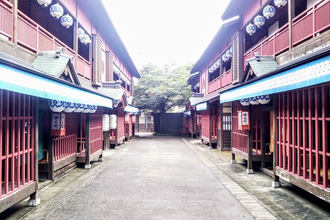 Kyoto top must-see Golden pavilion and Bamboo forest half-day Private tour - Price and Logistics: What $122.20 Really Buys