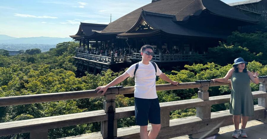 Kyoto: Top Sights Guided Tour - Gion, Kinkaku, Fushimi, Nijo - Starting at 稲荷駅 (Inari Station): getting your day on track