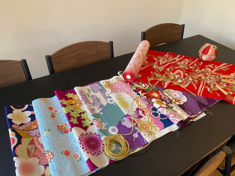 Kyoto: Traditional Kimono Fabric Handicrafts Workshop - What exactly is a Temari, and what are you making in 2 hours?