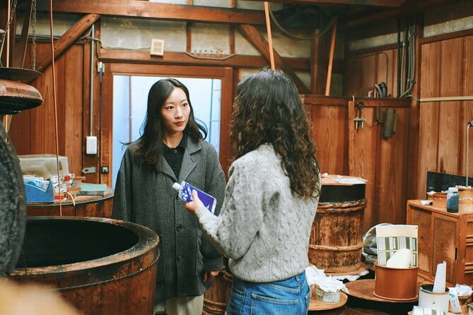 Kyoto Urushi Lacquer Factory Tour and Chopstick Making Experience - What the guide does well (and why the tour feels smooth)