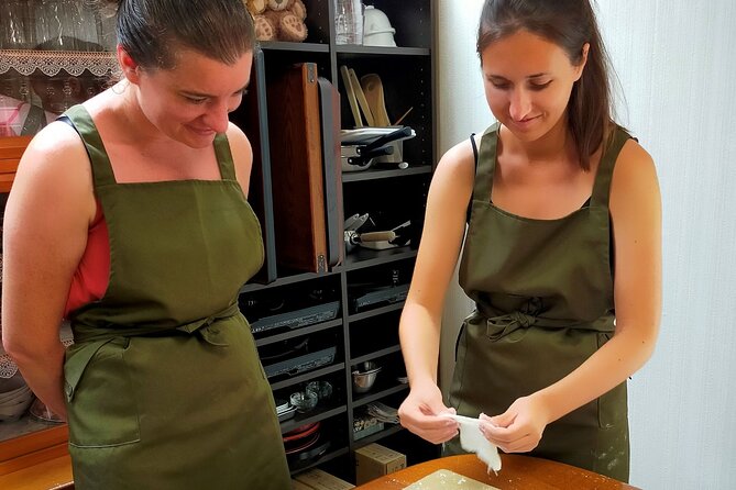 Kyoto Wagashi(Japanese sweets) Cooking Class near Fushimiinari - Entering a Kyoto Wagashi House Near Fushimi Inari