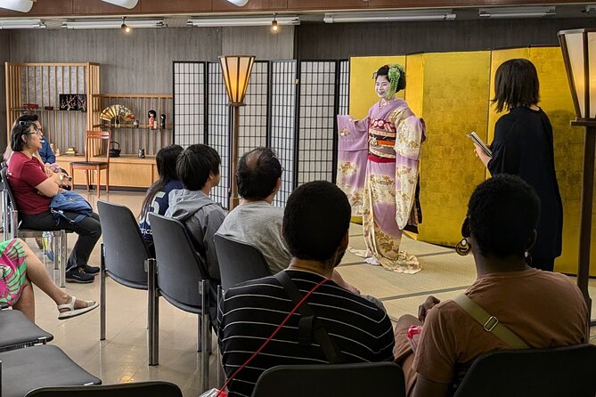 MEET MAIKO: Meet-&-Greet, Maiko Show & Experience in Kyoto - The 45-Minute Program: Dance, Q&A, Photos