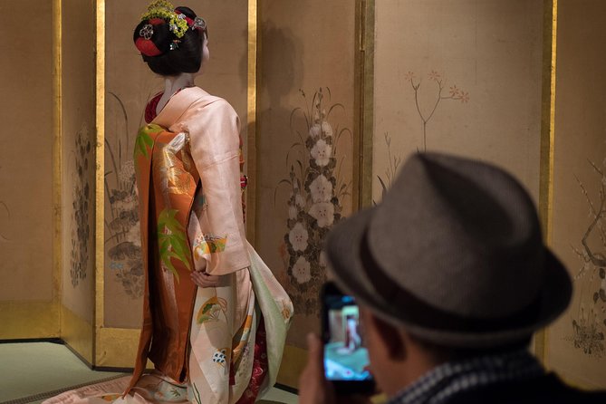 Mesmerizing Dinner with Maiko & Geisha - Who This Dinner Fits Best (And Who Might Want to Rethink)