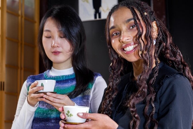 Morning Zen Meditation at a Kyoto Café - What small-group meditation changes for beginners