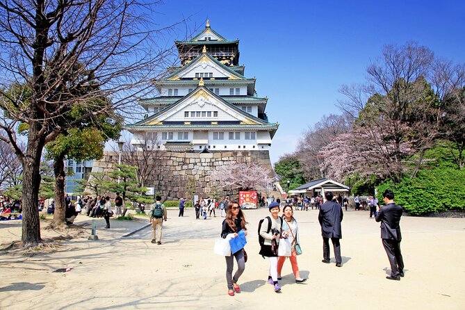 Nara Park, Osaka & Kobe from Kyoto Full Day tour - How the bilingual guide and small group shape the day