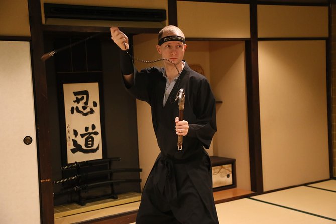 Ninja 2-hour Hands-on Lesson by Japanese master in Kyoto -Medium - Weapon training in a beginner-friendly order: from sword to shuriken