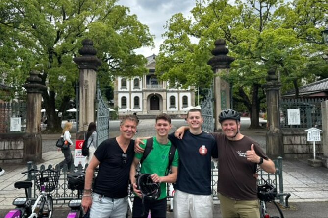 No. 1 E-Bike Tour for Up to 5 Guests in Kyoto with a Local! - Nishi Honganji: historic buildings and the Jodo Shinshu connection