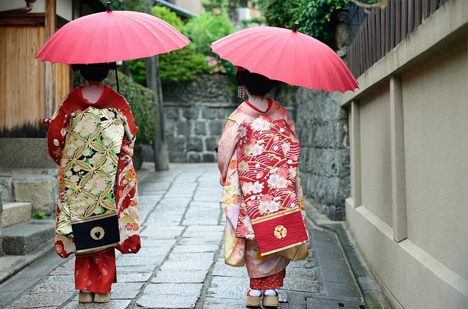 One Hour Geisha Show in Gion Kyoto - Should You Book This One Hour Geisha Show in Gion?