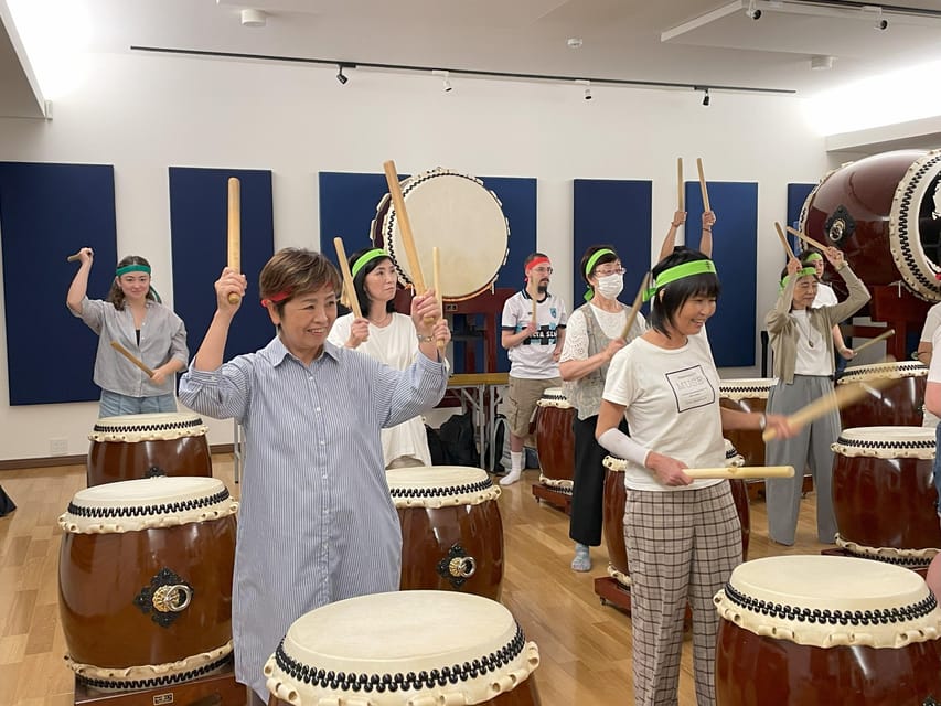 Osaka: Japanese Drum Taiko Workshop - The 2-hour flow: hachimaki wishes to your group rhythm