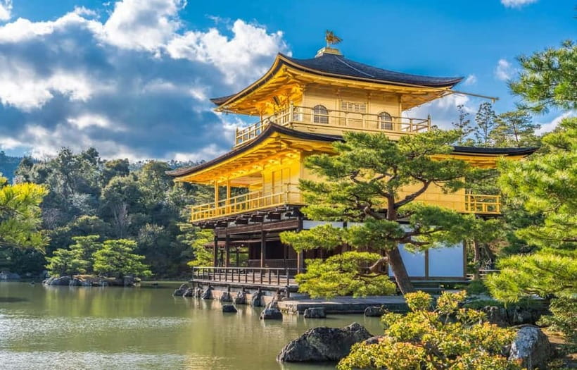 Osaka/Kyoto: Katsuoji, Kinkakuji, Arashiyama 1-Day Bus Tour - Morning pickup: Osaka or Kyoto Station as your launchpad
