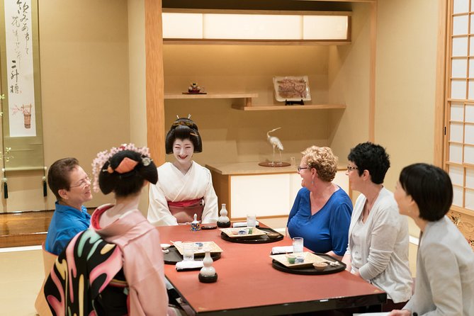 Private Dinner with Maiko and Geiko in Kyoto - Why a private ochaya dinner feels different in Kyoto