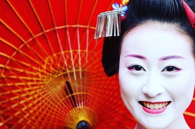 Private Dinner with Maiko and Geiko in Kyoto - Who this experience suits best (and who should reconsider)