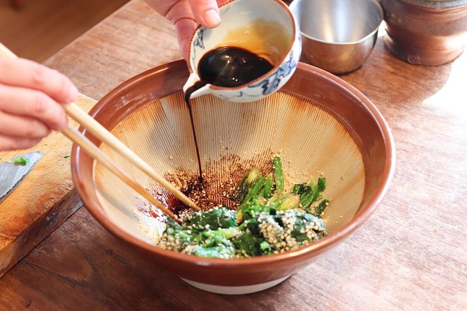 Private Kyoto Market Tour and Authentic Cooking Class with Aki - Key Things That Make This Kyoto Market + Cooking Class Work