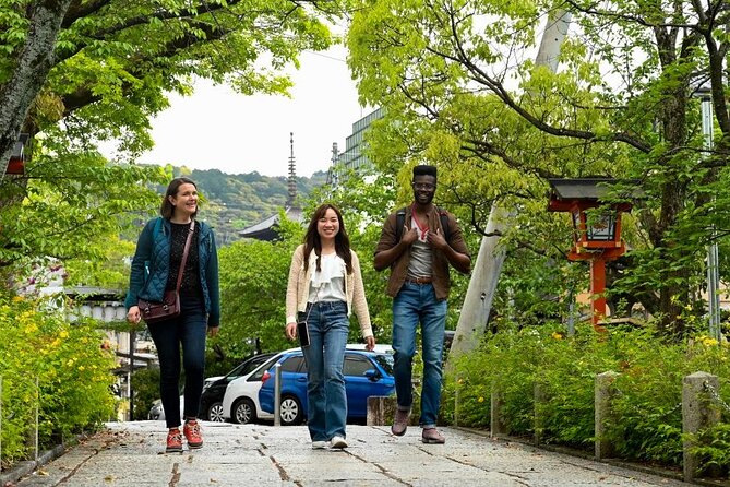 Private Kyoto Tour with a Local, Highlights & Hidden Gems, Personalised - Pontocho Alley: picture-perfect without the museum vibe