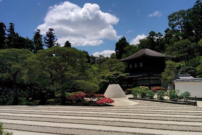 The Kyoto VIP Experience! - Kinkakuji Golden Pavilion: pond views and 45 minutes of wow