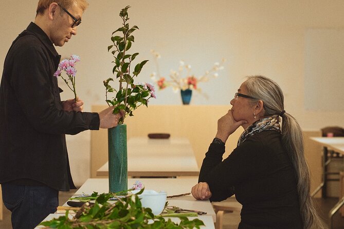 Traditional Japanese Flower Styling Workshop - Ikebana in Kyoto - Meeting at the Workshop: What the Start Sets Up
